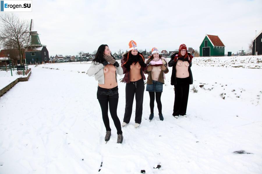 Голландские нудистки зимой. Фото 2