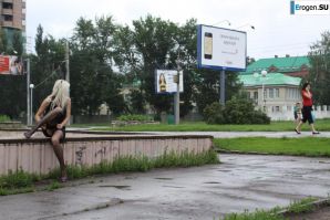 Nastya from Samara walks around the city and shows herself. Part 7. Thumb 3