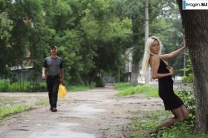 Nastya from Samara walks around the city and shows herself. Part 8. Thumb 4