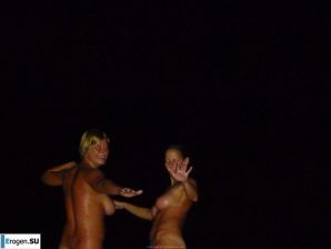 naked girls on the beach. Part 3. Thumb 4