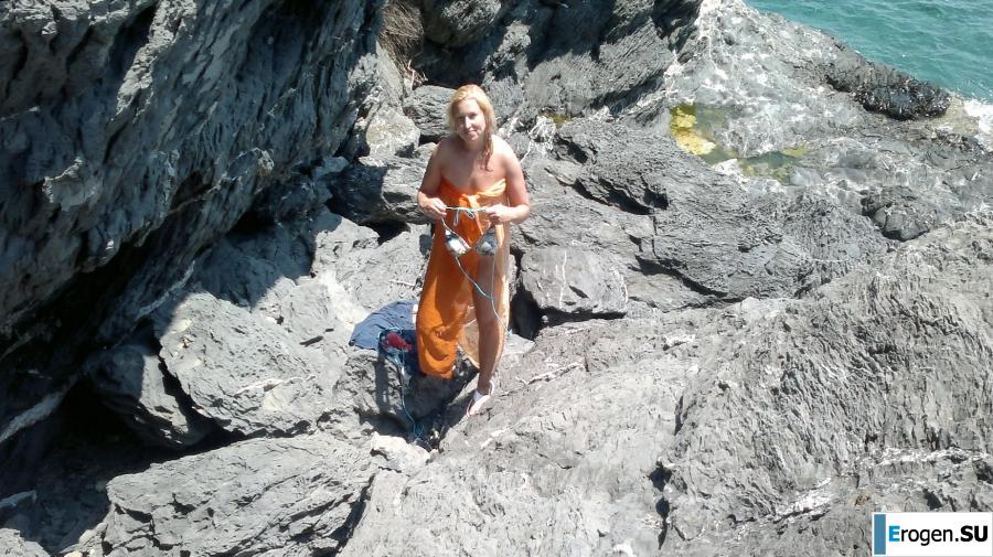 naked on the rocky shores. Part 2. Photo 2