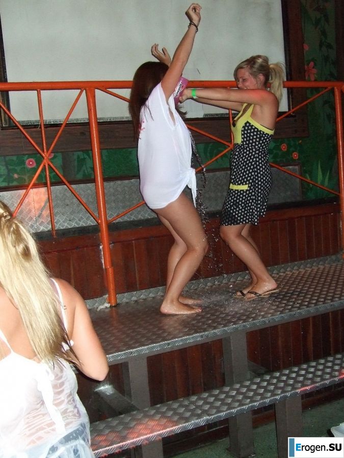 competition of wet t-shirts in a night club. Part 4. Photo 2